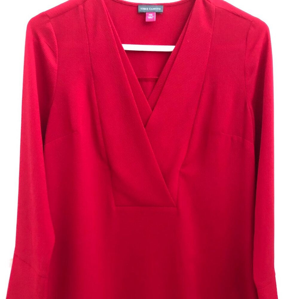 Vince Camuto Red Long Sleeve V-Neck Blouse - Petite XS